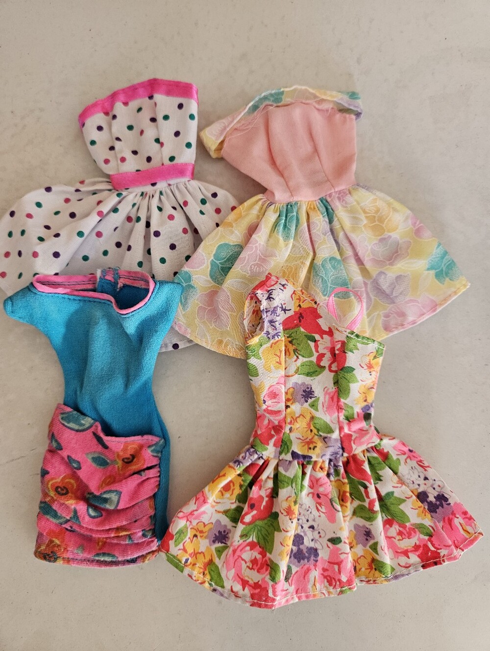 🧡3/$15 Vintage Barbie Fashions Lot